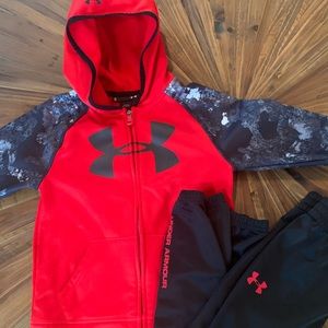 Boys Under Armour pants and matching jacket